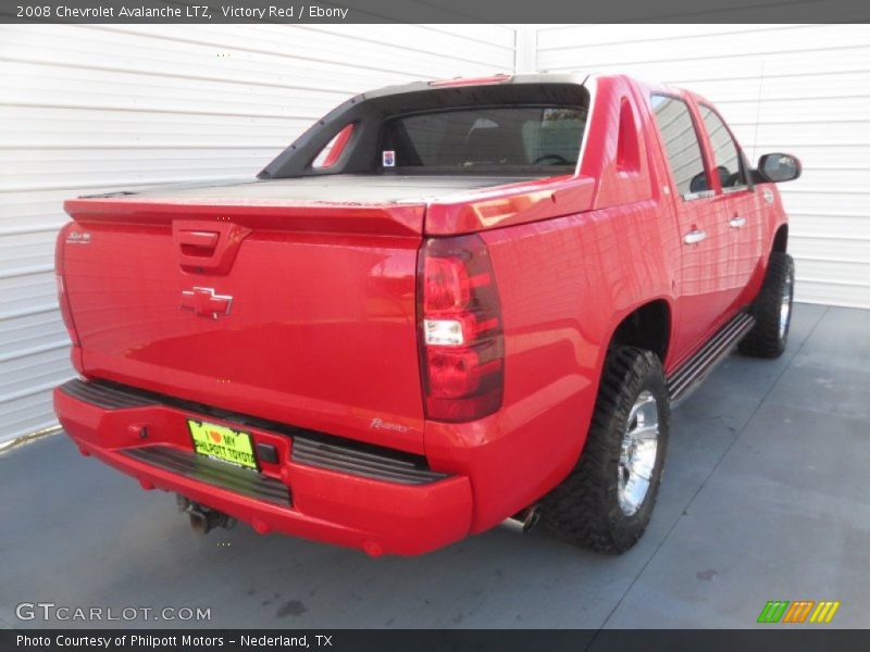 Victory Red / Ebony 2008 Chevrolet Avalanche LTZ