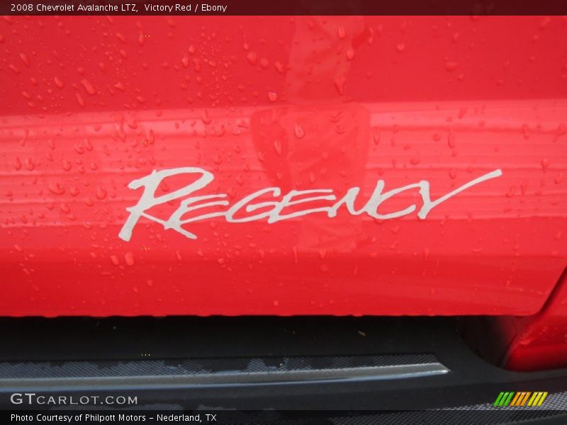 Victory Red / Ebony 2008 Chevrolet Avalanche LTZ
