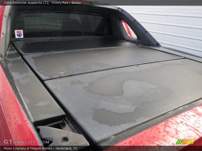 Victory Red / Ebony 2008 Chevrolet Avalanche LTZ