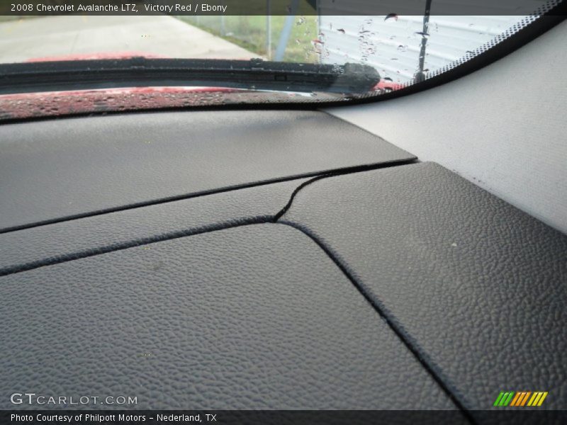 Victory Red / Ebony 2008 Chevrolet Avalanche LTZ