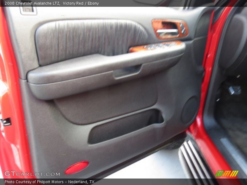 Victory Red / Ebony 2008 Chevrolet Avalanche LTZ