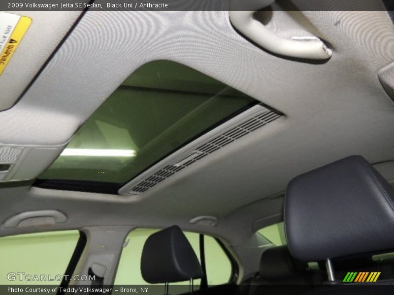 Black Uni / Anthracite 2009 Volkswagen Jetta SE Sedan