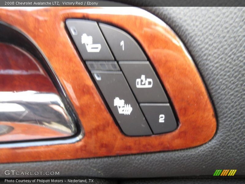 Victory Red / Ebony 2008 Chevrolet Avalanche LTZ