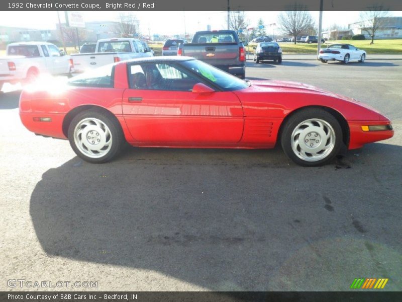 Bright Red / Red 1992 Chevrolet Corvette Coupe