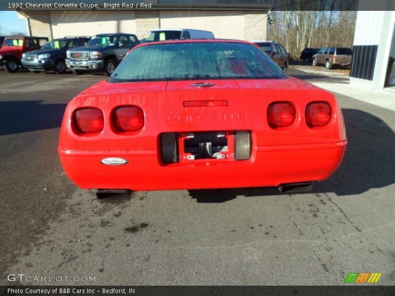 Bright Red / Red 1992 Chevrolet Corvette Coupe