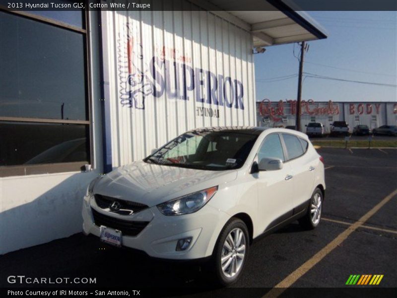 Cotton White / Taupe 2013 Hyundai Tucson GLS