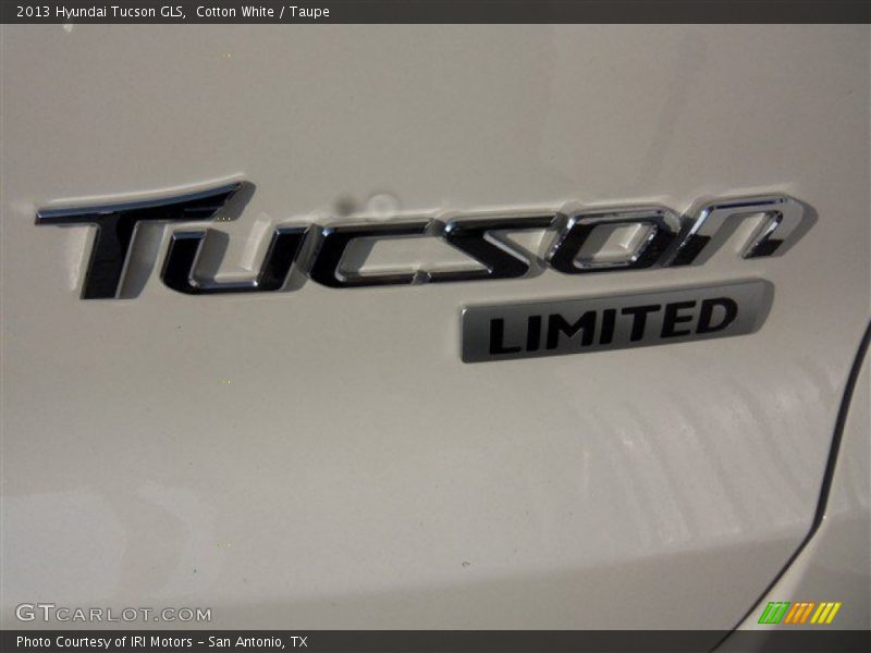 Cotton White / Taupe 2013 Hyundai Tucson GLS