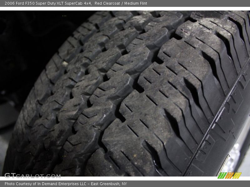 Red Clearcoat / Medium Flint 2006 Ford F350 Super Duty XLT SuperCab 4x4