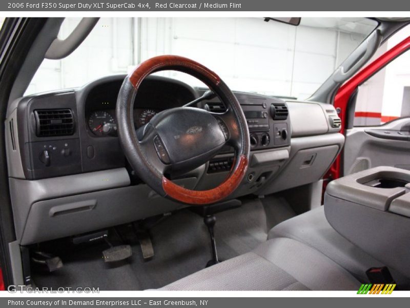 Red Clearcoat / Medium Flint 2006 Ford F350 Super Duty XLT SuperCab 4x4