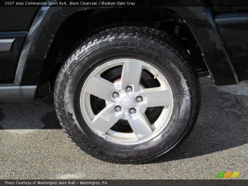 Black Clearcoat / Medium Slate Gray 2007 Jeep Commander Sport 4x4