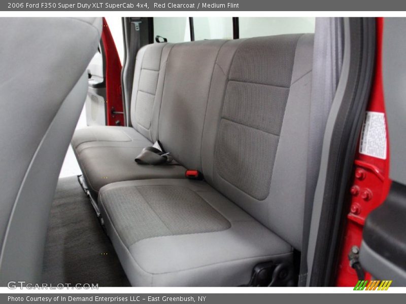 Rear Seat of 2006 F350 Super Duty XLT SuperCab 4x4