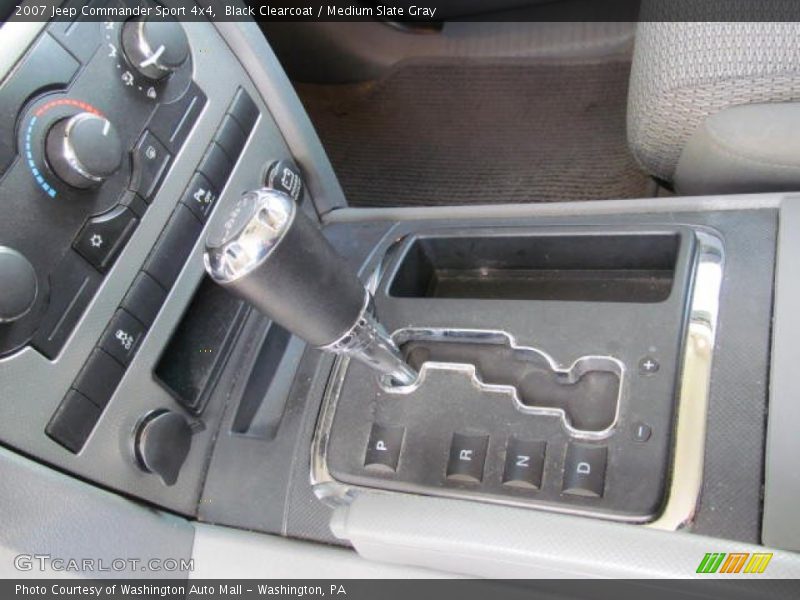 Black Clearcoat / Medium Slate Gray 2007 Jeep Commander Sport 4x4