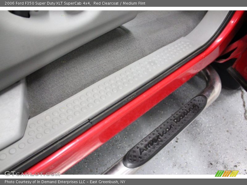 Red Clearcoat / Medium Flint 2006 Ford F350 Super Duty XLT SuperCab 4x4
