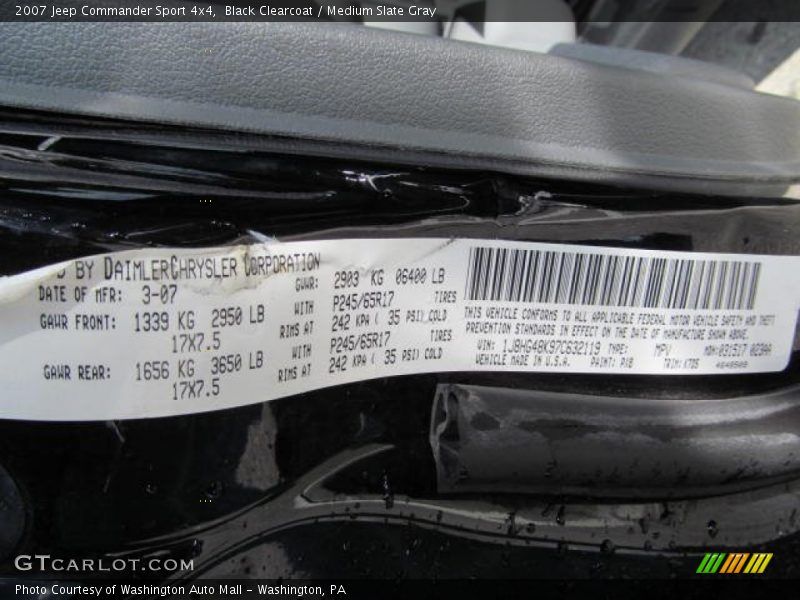 Black Clearcoat / Medium Slate Gray 2007 Jeep Commander Sport 4x4