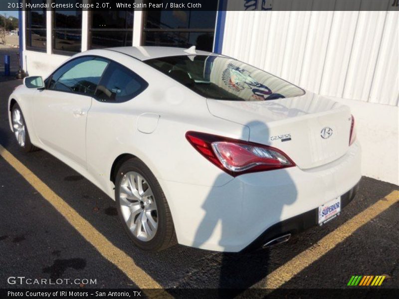 White Satin Pearl / Black Cloth 2013 Hyundai Genesis Coupe 2.0T