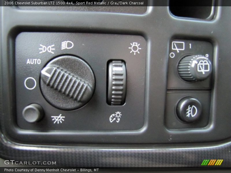 Controls of 2006 Suburban LTZ 1500 4x4