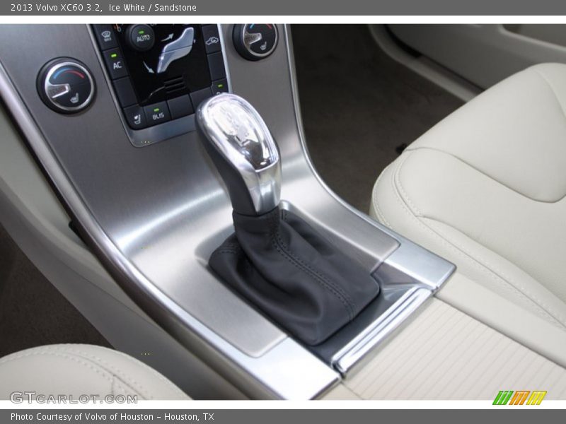 Ice White / Sandstone 2013 Volvo XC60 3.2