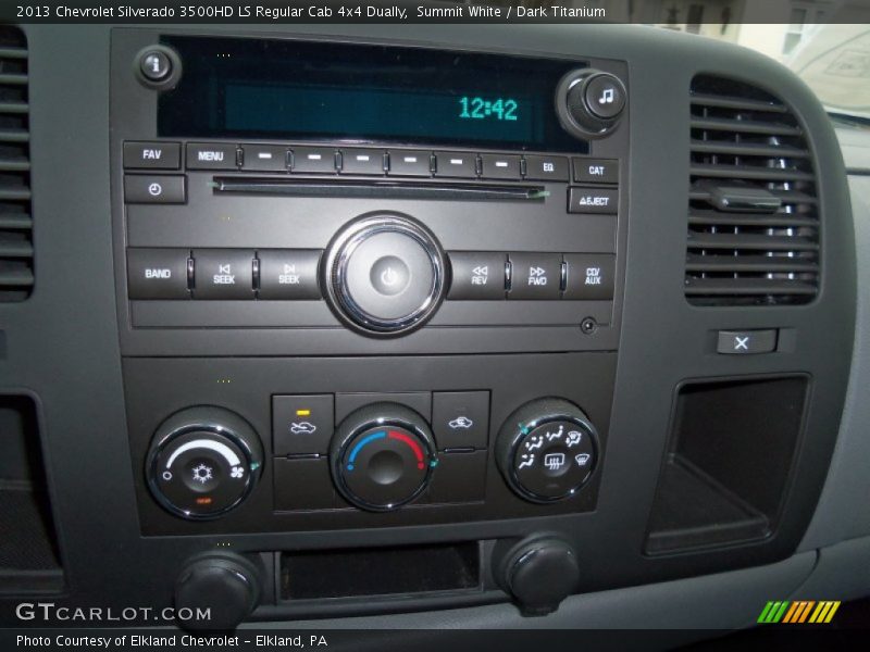 Controls of 2013 Silverado 3500HD LS Regular Cab 4x4 Dually