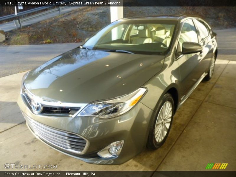 Cypress Green Pearl / Almond 2013 Toyota Avalon Hybrid Limited