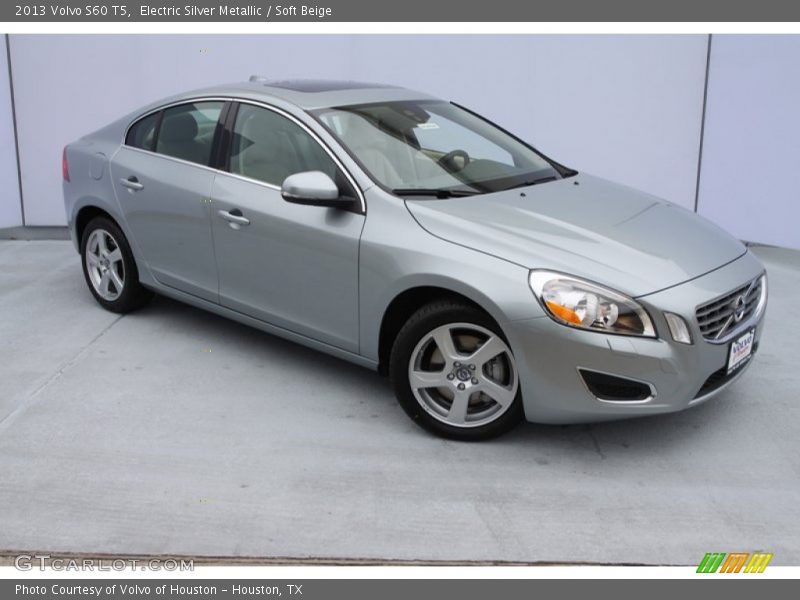 Electric Silver Metallic / Soft Beige 2013 Volvo S60 T5