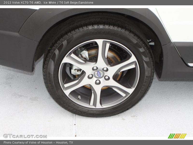  2013 XC70 T6 AWD Wheel