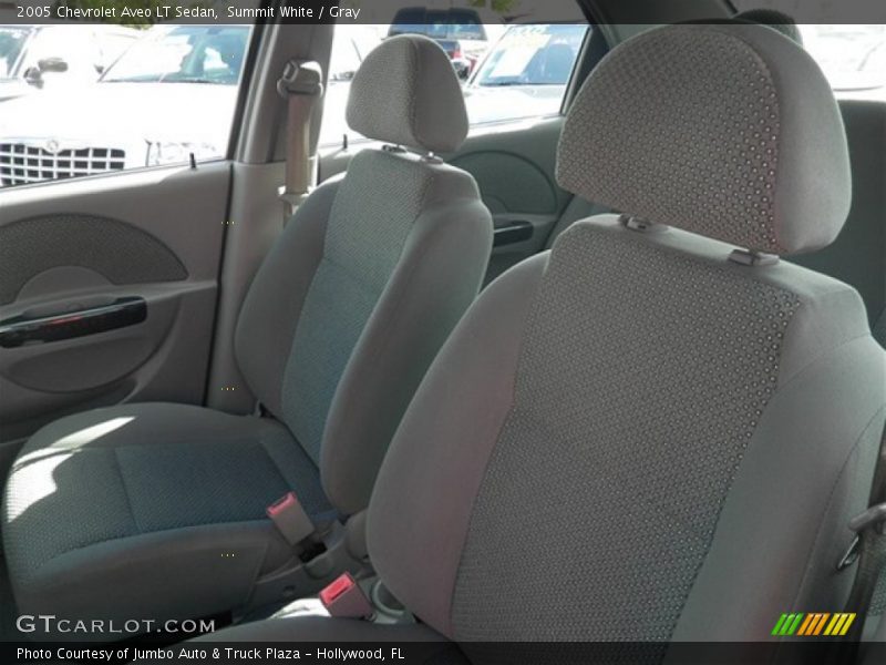 Summit White / Gray 2005 Chevrolet Aveo LT Sedan