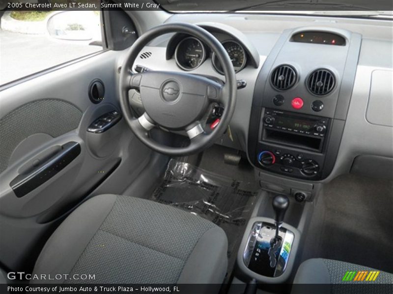 Summit White / Gray 2005 Chevrolet Aveo LT Sedan