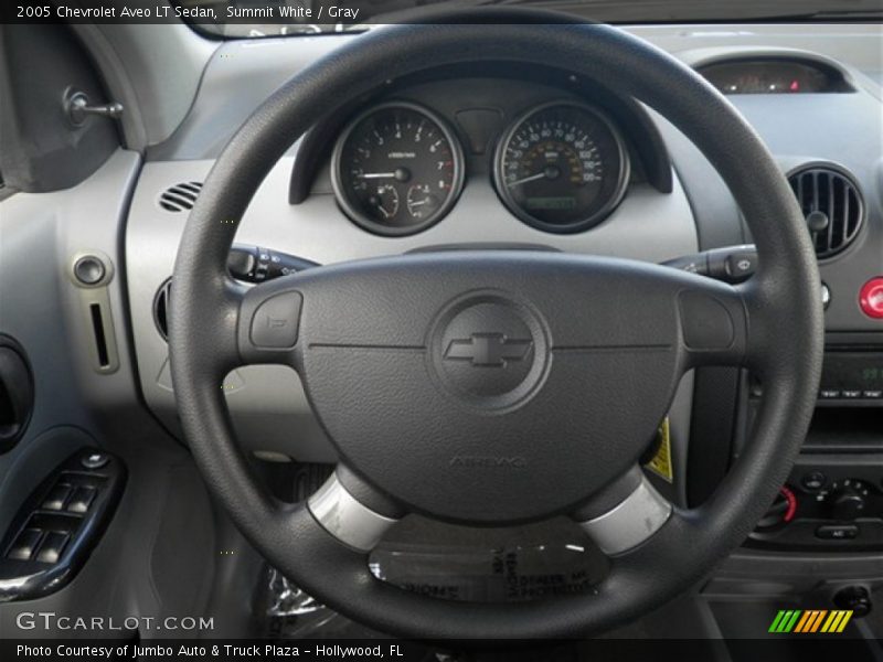 Summit White / Gray 2005 Chevrolet Aveo LT Sedan