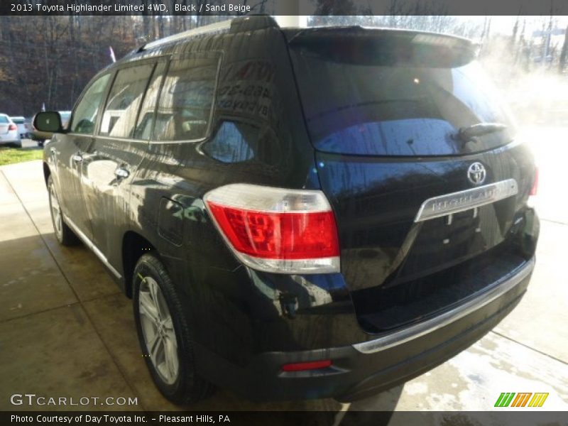 Black / Sand Beige 2013 Toyota Highlander Limited 4WD