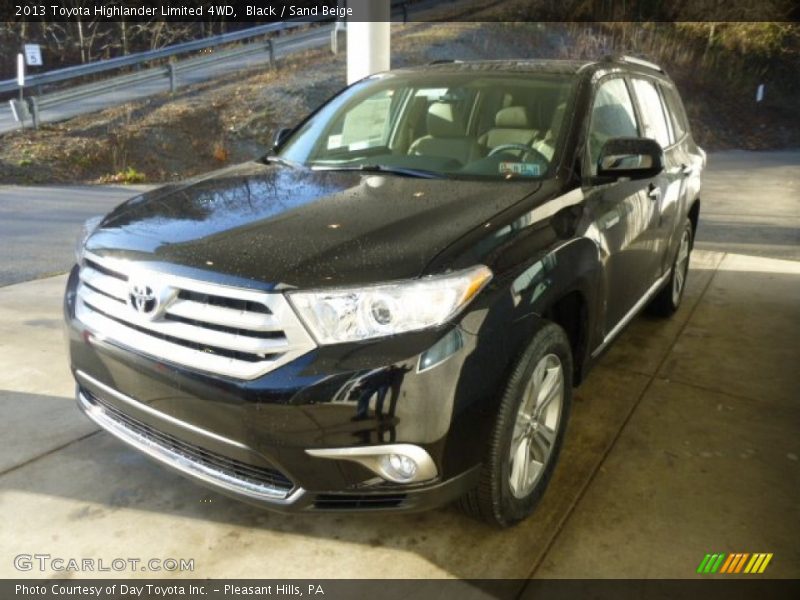 Black / Sand Beige 2013 Toyota Highlander Limited 4WD