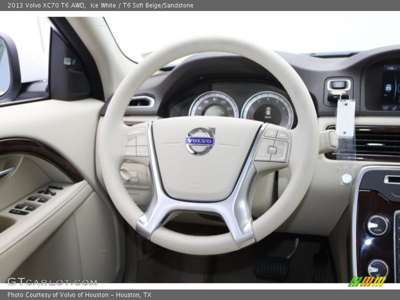  2013 XC70 T6 AWD Steering Wheel