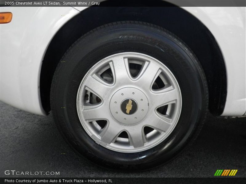 Summit White / Gray 2005 Chevrolet Aveo LT Sedan
