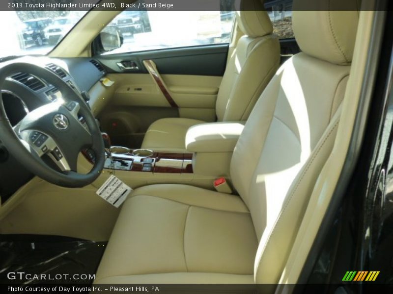 Black / Sand Beige 2013 Toyota Highlander Limited 4WD