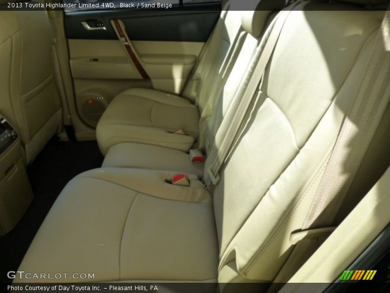 Black / Sand Beige 2013 Toyota Highlander Limited 4WD