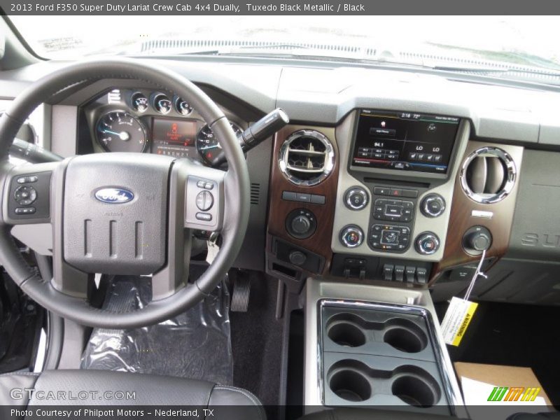 Dashboard of 2013 F350 Super Duty Lariat Crew Cab 4x4 Dually