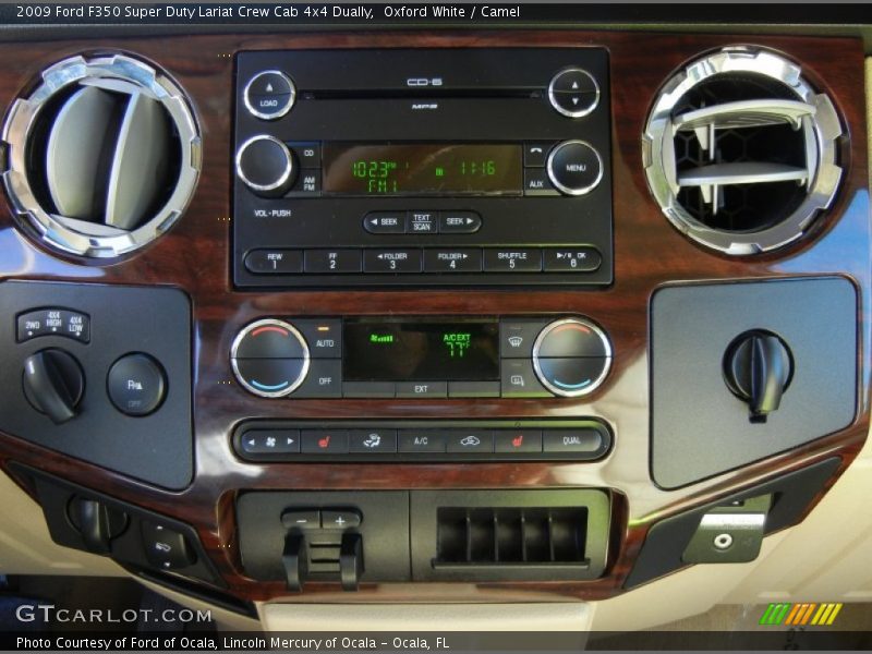 Oxford White / Camel 2009 Ford F350 Super Duty Lariat Crew Cab 4x4 Dually