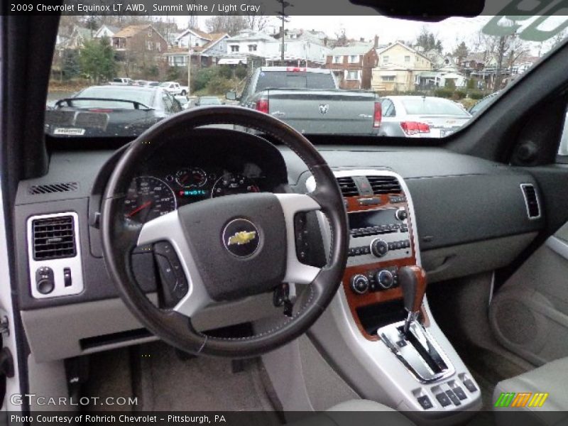 Summit White / Light Gray 2009 Chevrolet Equinox LT AWD