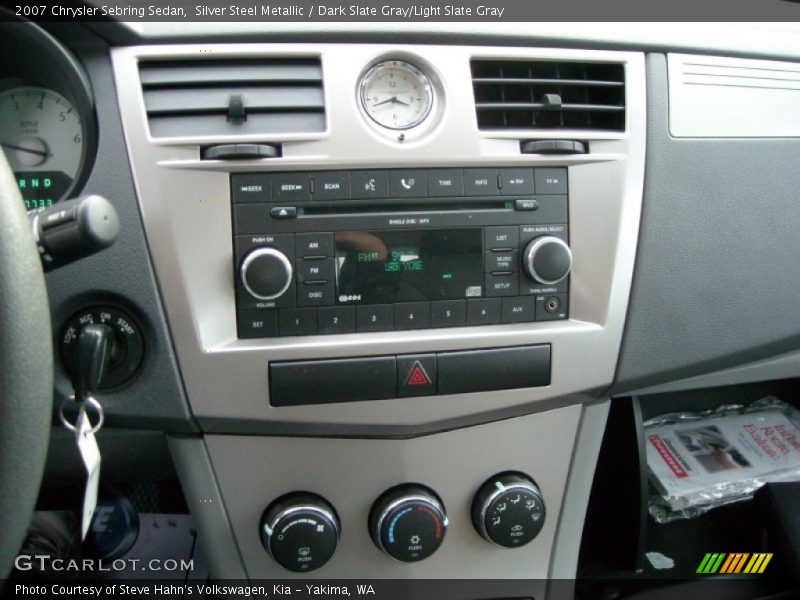 Controls of 2007 Sebring Sedan