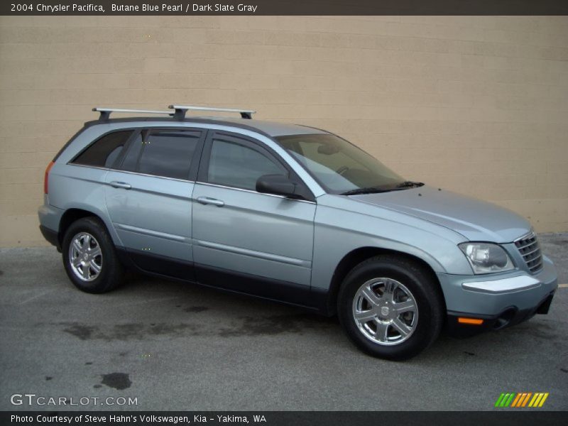 Butane Blue Pearl / Dark Slate Gray 2004 Chrysler Pacifica