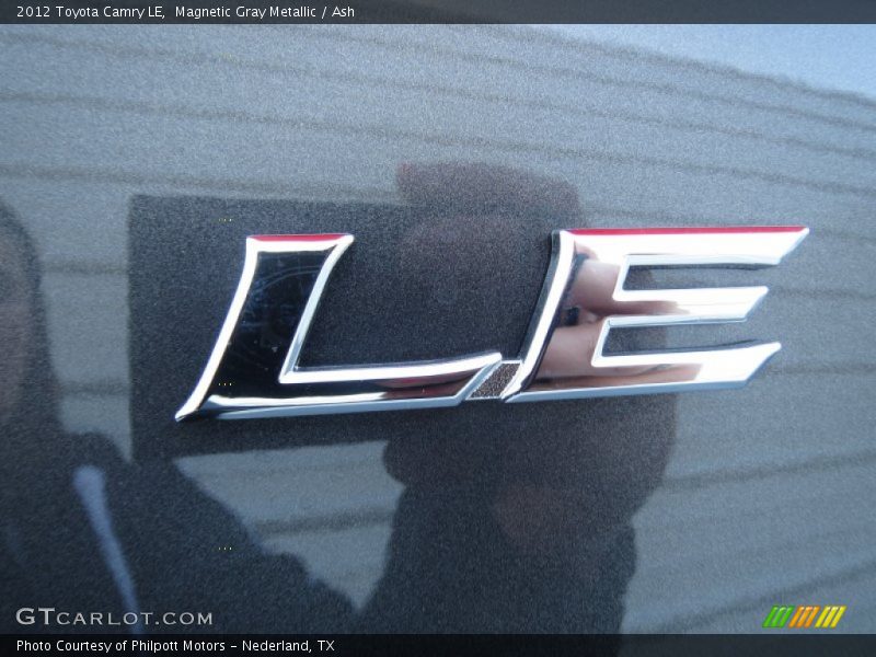Magnetic Gray Metallic / Ash 2012 Toyota Camry LE