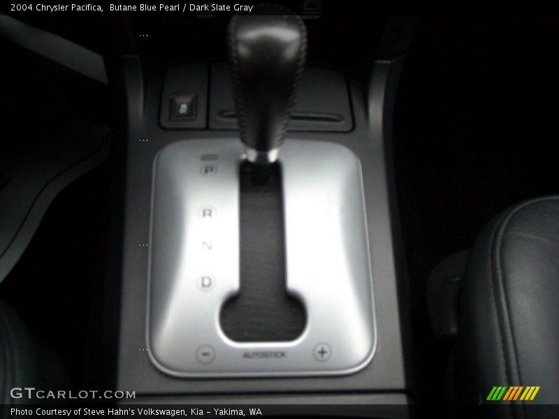 Butane Blue Pearl / Dark Slate Gray 2004 Chrysler Pacifica