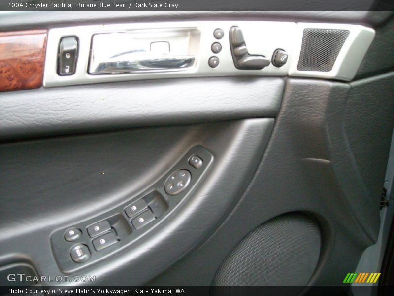 Butane Blue Pearl / Dark Slate Gray 2004 Chrysler Pacifica