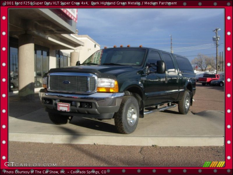 Dark Highland Green Metallic / Medium Parchment 2001 Ford F250 Super Duty XLT Super Crew 4x4