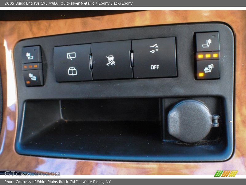 Quicksilver Metallic / Ebony Black/Ebony 2009 Buick Enclave CXL AWD