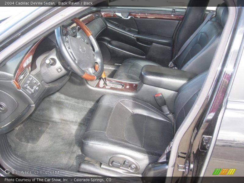 Black Raven / Black 2004 Cadillac DeVille Sedan