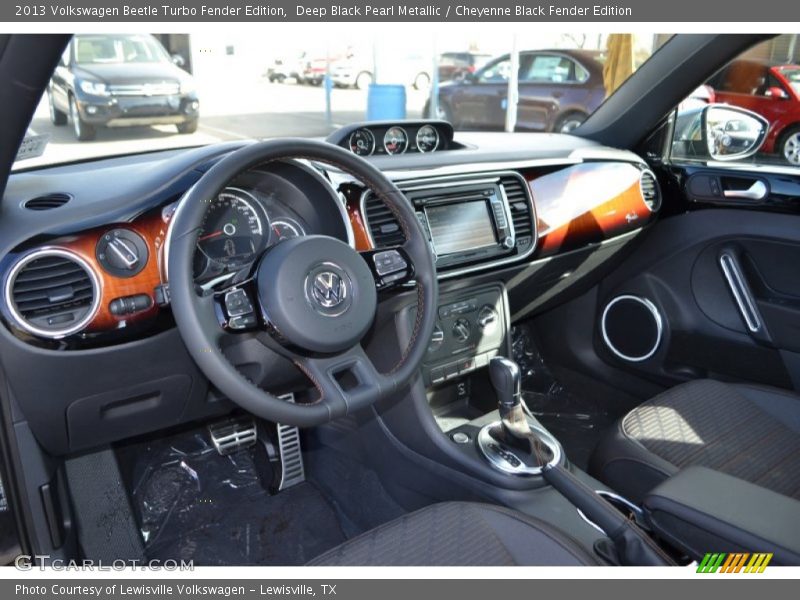 Cheyenne Black Fender Edition Interior - 2013 Beetle Turbo Fender Edition 