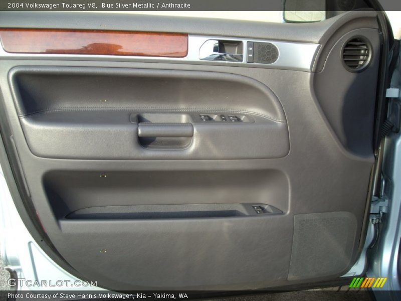 Door Panel of 2004 Touareg V8