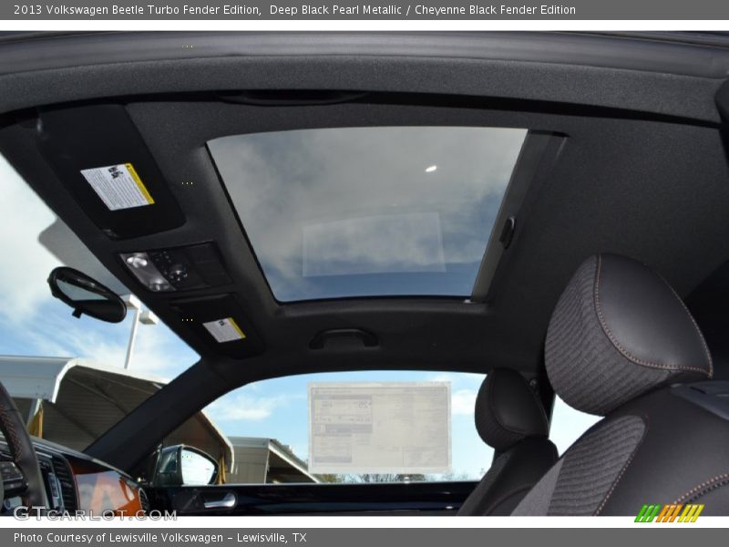 Sunroof of 2013 Beetle Turbo Fender Edition