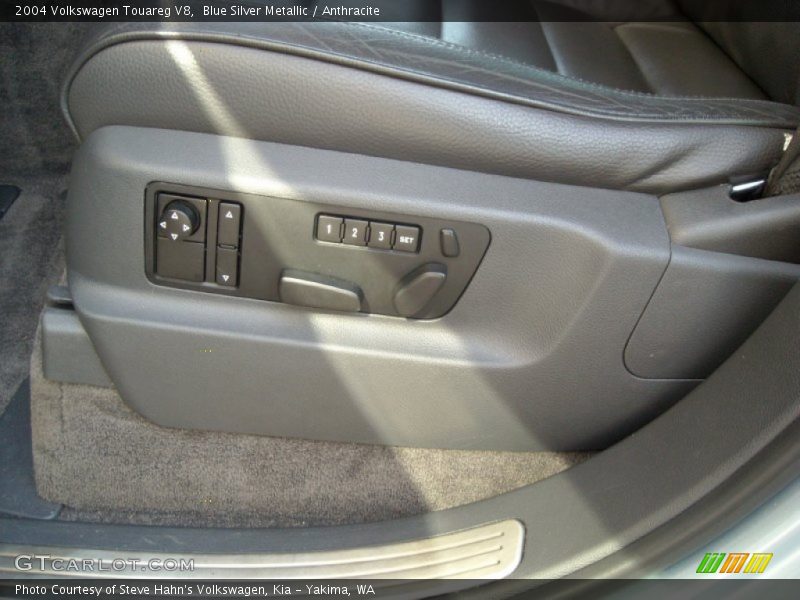Controls of 2004 Touareg V8