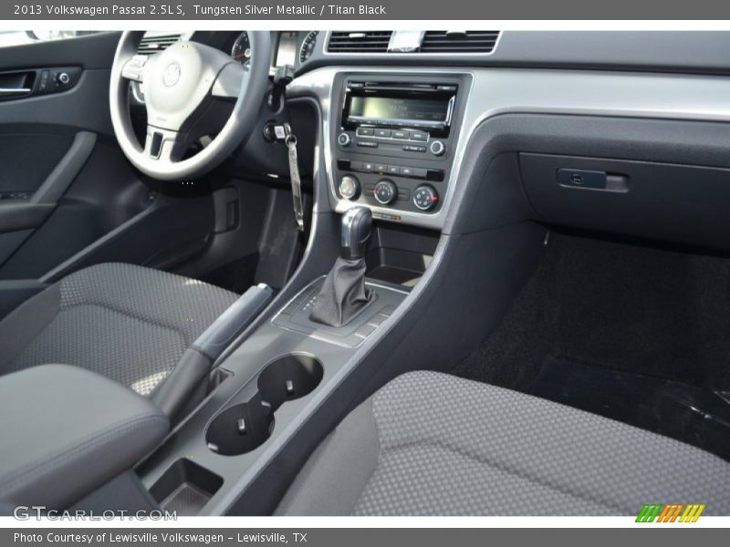 Tungsten Silver Metallic / Titan Black 2013 Volkswagen Passat 2.5L S